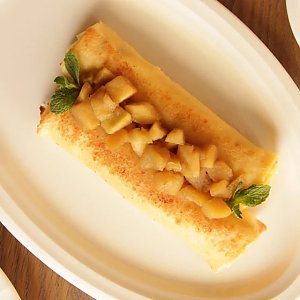 Блины с рикоттой и печеными яблоками, Terra - Минск