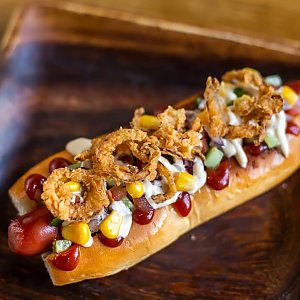 Hot-Dog с овощами, Yellow Street 17