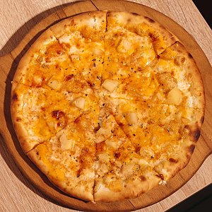 Пицца Четыре Сыра с ананасом 25см, Ели Балдели