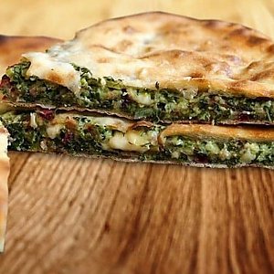 Закрытый пирог с сыром и зеленью (1400г), Сдоба.бай