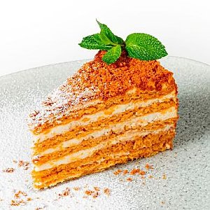 Десерт Медовик, CAFE GARAGE - Минск