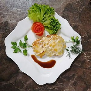 Куриное филе с помидором и моцареллой, Карлион