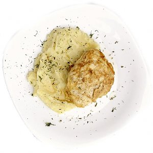 Куриный шницель в сыре с картофелем, Карлион