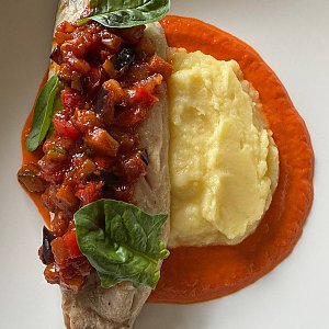 Скумбрия с пюре из перца и картофеля, Прованс
