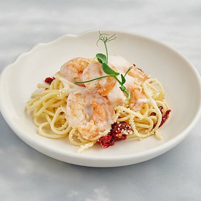 Заказать Паста с креветками в сливочном соусе, Каролин