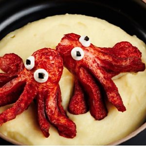 Осьминожки с картофельным пюре, Каролин