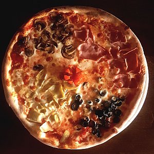 Пицца Четыре поры года, Borgo Italia