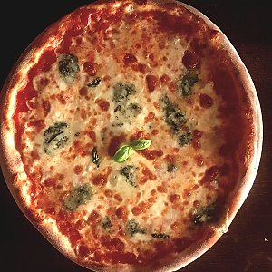 Пицца 4 Сыра, Borgo Italia