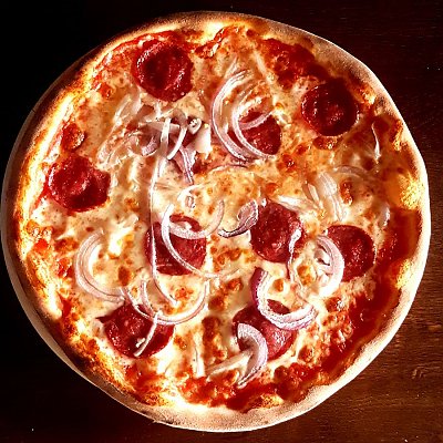 Заказать Пицца с салями и луком, Borgo Italia