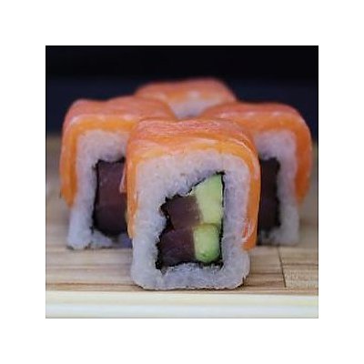 Заказать Ролл Магура с форелью, Sushi 4U