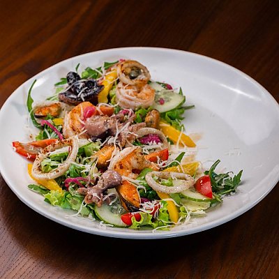 Заказать Салат с морепродуктами, Эдисон Бар