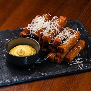 Гренки чесночные, Эдисон Бар