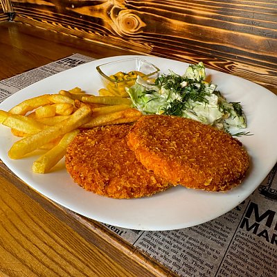 Заказать Тарелка с котлетой из мяса птицы, Хитрый Лис