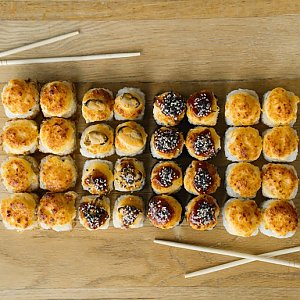 Сет Йокогама, Кафе Кунжут