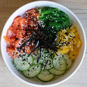 Поке с лососем, Кафе Кунжут