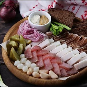 Селянская тарелка, Дом Папочки