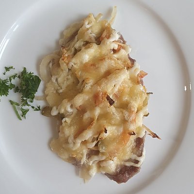 Заказать Свинина запеченная с овощами, Кафе Паланэз