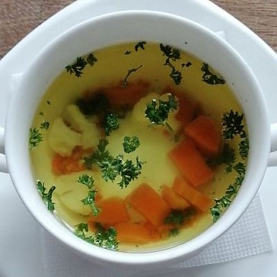 Заказать Бульон куриный с овощами, Кафе Паланэз