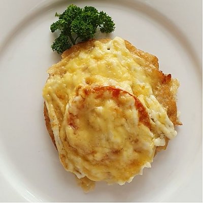 Заказать Куриное филе, запеченное с сыром и помидором, Кафе Паланэз