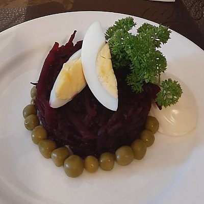 Заказать Салат из свеклы с зеленым горошком, Кафе Паланэз