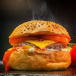 Чизбургер с говядиной, ГрильФуд Драйв
