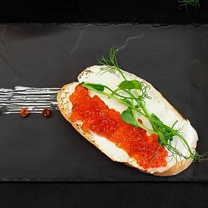 Бутерброд с красной икрой, Кафе Закольцово-Люкс
