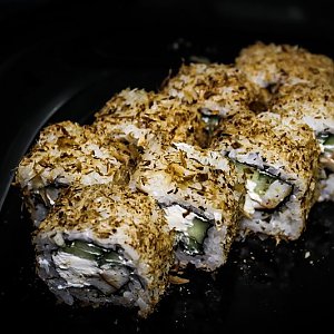 Бонито с кальмаром, YoYo Sushi