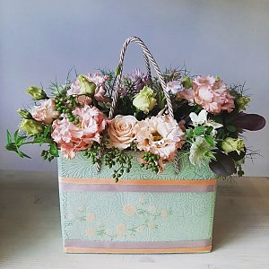 Композиция Цветочная Сумочка, Sadovskaya Flowers