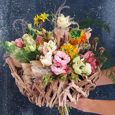 Заказать Букет Тайное желание, Sadovskaya Flowers