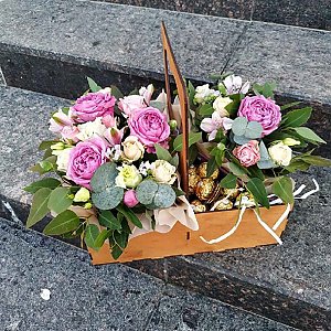 Ящик с цветами и конфетами, Кактус