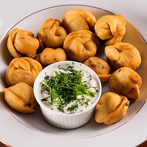 Пельмени жареные, Кафе Гагарин