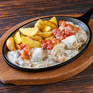 Куриные бедрышки с сердечками и картофельными дольками, Васильки - Витебск