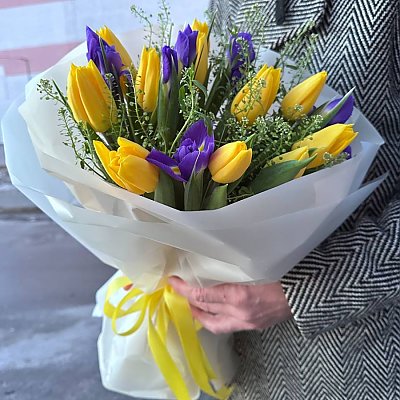 Заказать Букет Тюльпаны с ирисами, ROZMARI