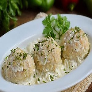 Тефтели из свинины в сливочном соусе, спагетти отварные с маслом, Кафе Трактир