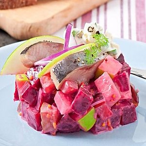 Салат Эстонский, Кафе Трактир