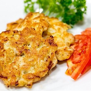 Котлеты куриные Сочные, макароны отварные с маслом и соусом Барбекю, Кафе Трактир