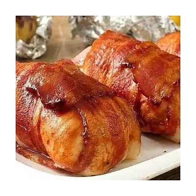 Заказать Рулетики из фарша в беконе, гречка отварная с маслом, Кафе Трактир