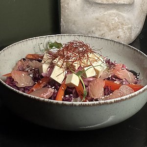 Салат с помело и хумусом, Бар СОН - Гродно