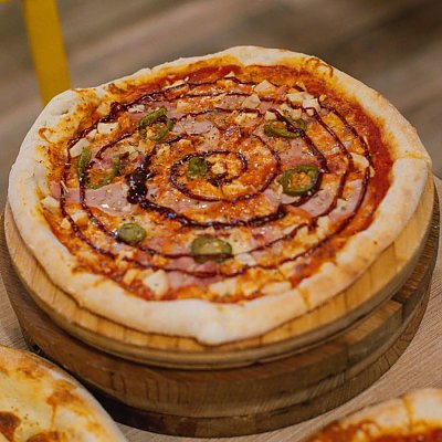 Заказать Пицца Мясная с соусом барбекю (455г), PaPi