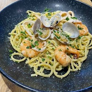 Спагетти Мариттима, Траттория Napoli