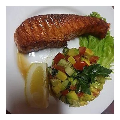 Заказать Стейк из семги с авокадо, Grill House