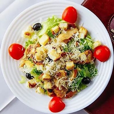 Заказать Салат Цезарь с курицей, Grill House