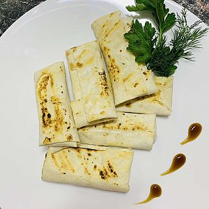 Сыр сулугуни в лаваше, Кафе Виола (Шашлык-Башлык)