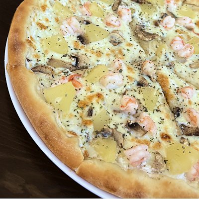 Заказать Пицца Креветка с ананасами, Хата Бар