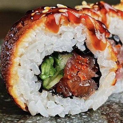 Заказать Ролл Копченый угорь и тунец тар-тар, Табу
