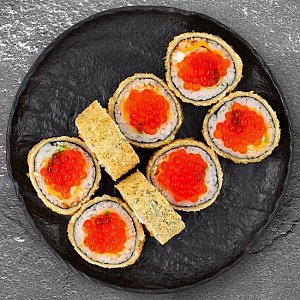 Горячий ролл Лосось с авокадо и икрой лосося, Tokyo Sushi