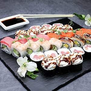 Сет LOVE IS, Tokyo Sushi