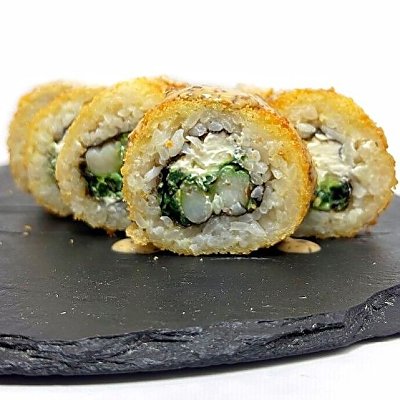 Заказать Жареный ролл с креветкой и чукой, JOY Food - Гомель