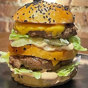 Бургер Big Ty Mac, MOMOO