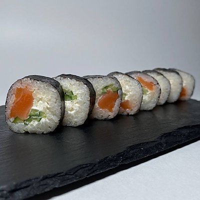 Заказать Лосось маки с огурцом, SUSHI WHITE NOISE